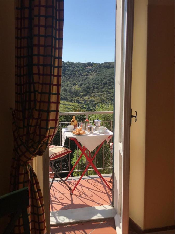 Uliveto Saglietto Agriturismo A Poggi Apartments インペリア エクステリア 写真