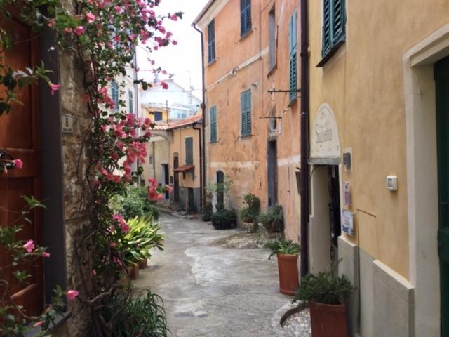 Uliveto Saglietto Agriturismo A Poggi Apartments インペリア エクステリア 写真