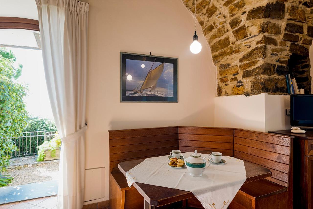 Uliveto Saglietto Agriturismo A Poggi Apartments インペリア エクステリア 写真