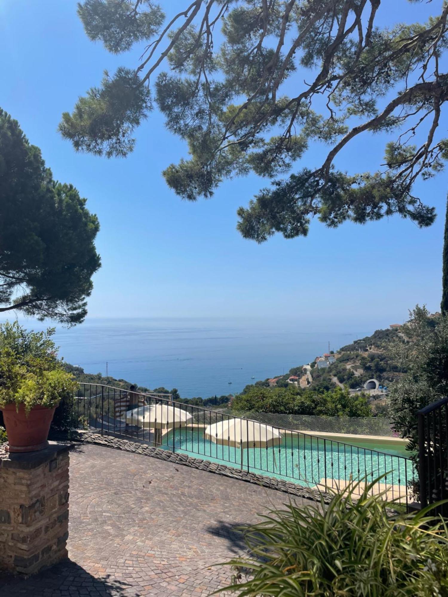 Uliveto Saglietto Agriturismo A Poggi Apartments インペリア エクステリア 写真