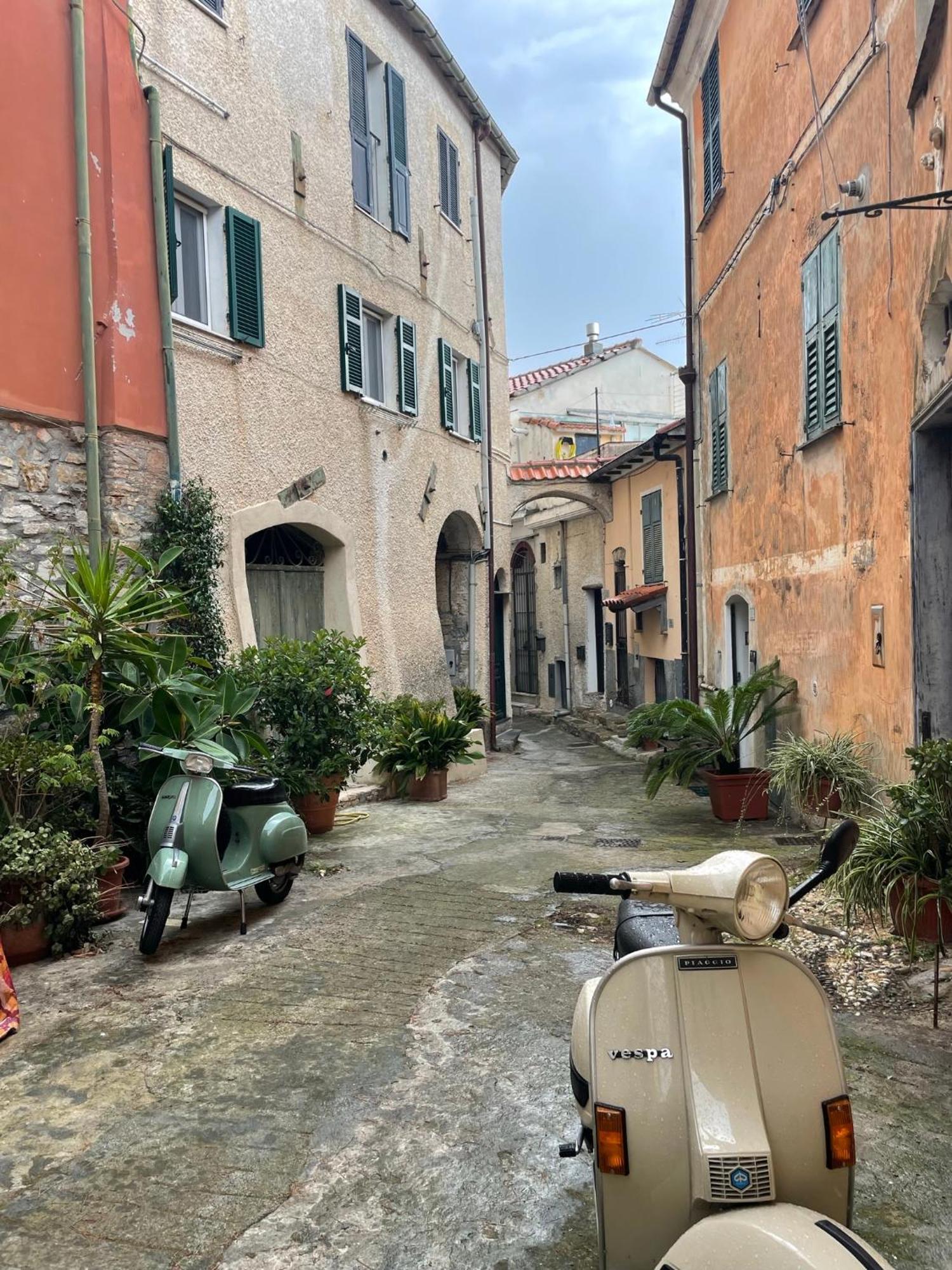 Uliveto Saglietto Agriturismo A Poggi Apartments インペリア エクステリア 写真